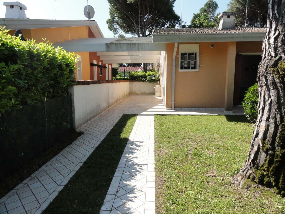 Villa Agavi 2 Bibione Eksteriør bilde